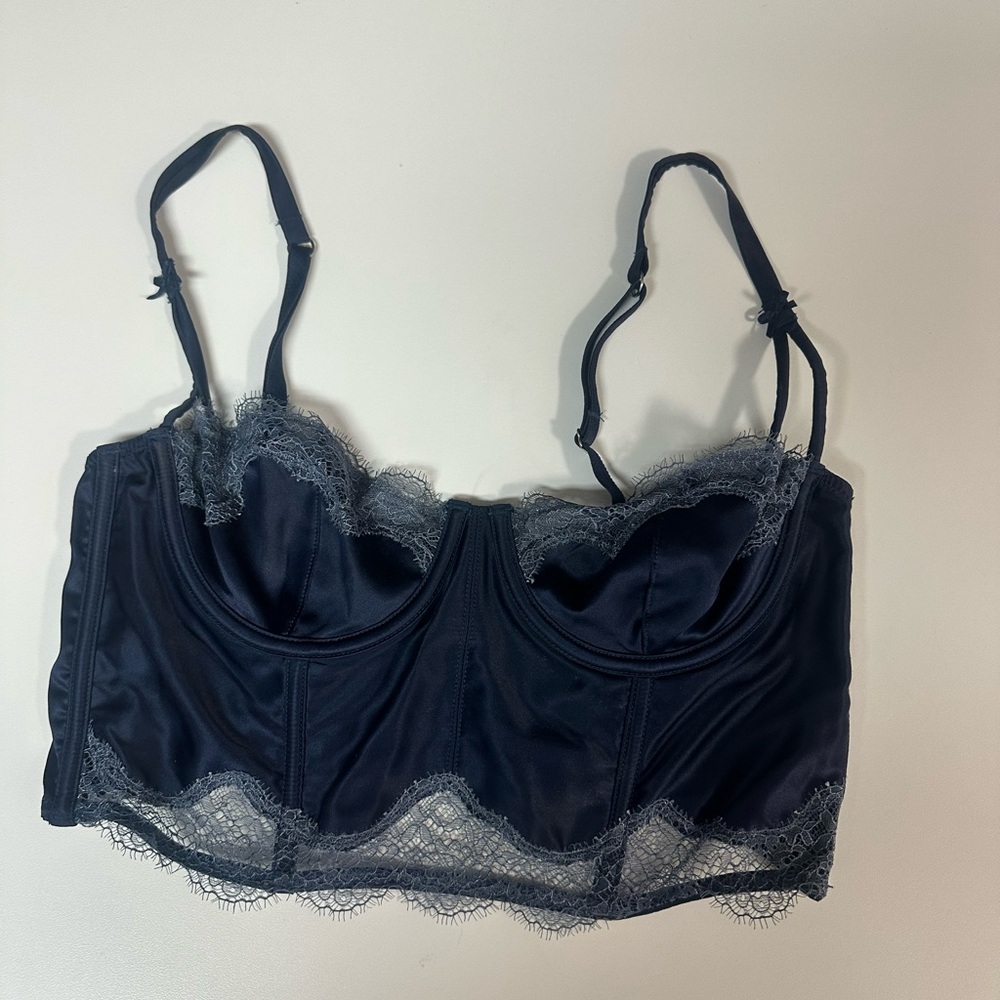 Victoria's Secret Navy Lace Trim Bra